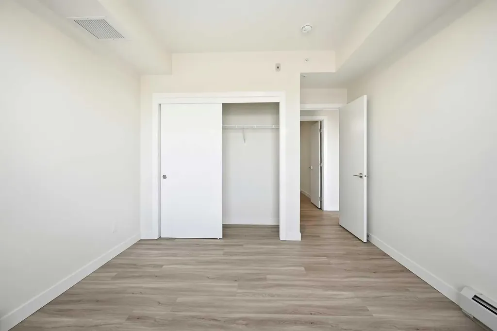 15 Skyview Point Crescent NE Calgary AB T3N 2T1