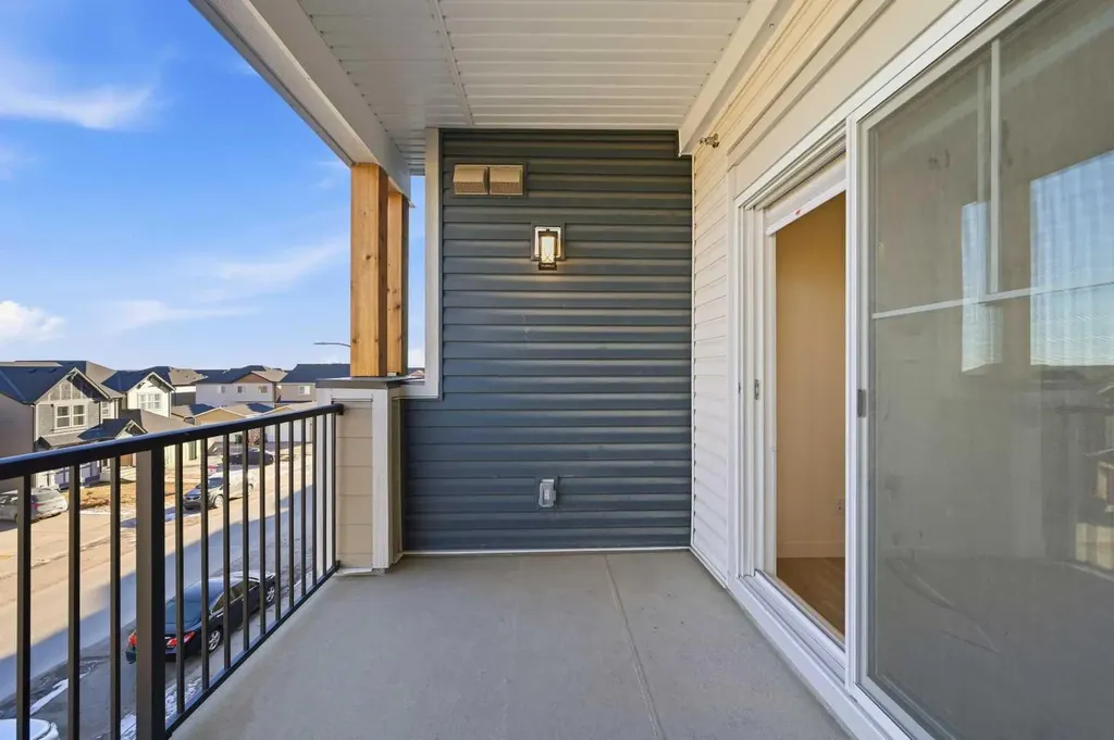 15 Skyview Point Crescent NE Calgary AB T3N 2T1