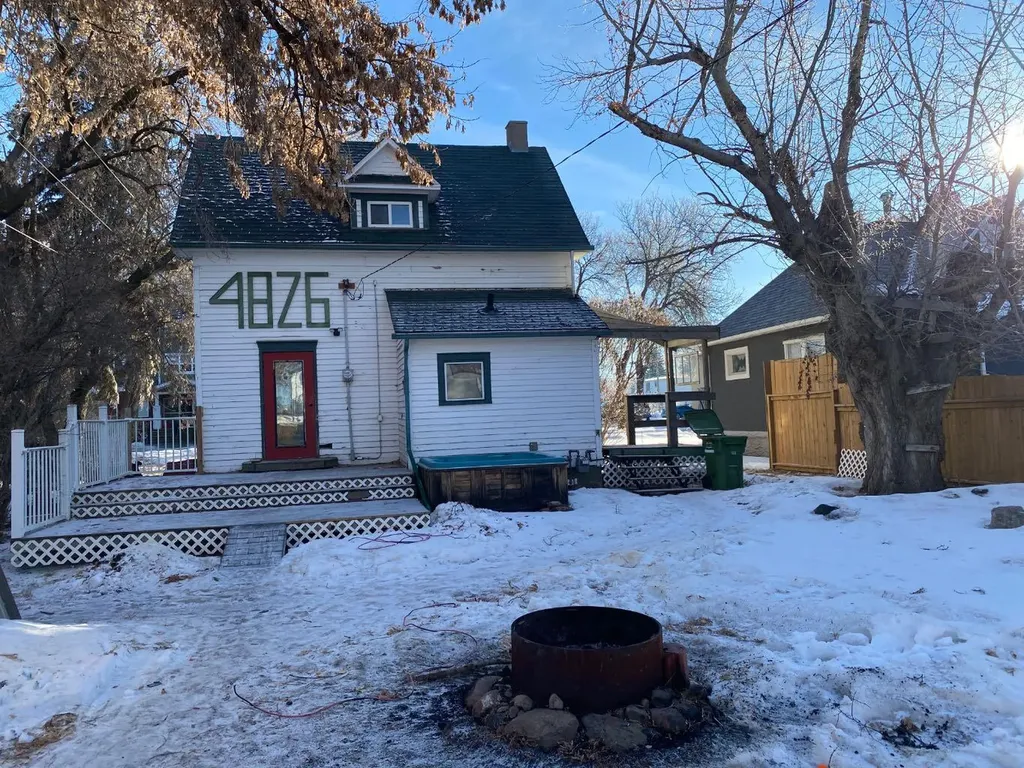 4826 47 Street Camrose AB T4V1J6