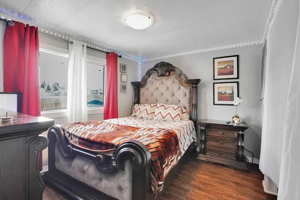 6220 17 Avenue SE Calgary AB T2A 0W6