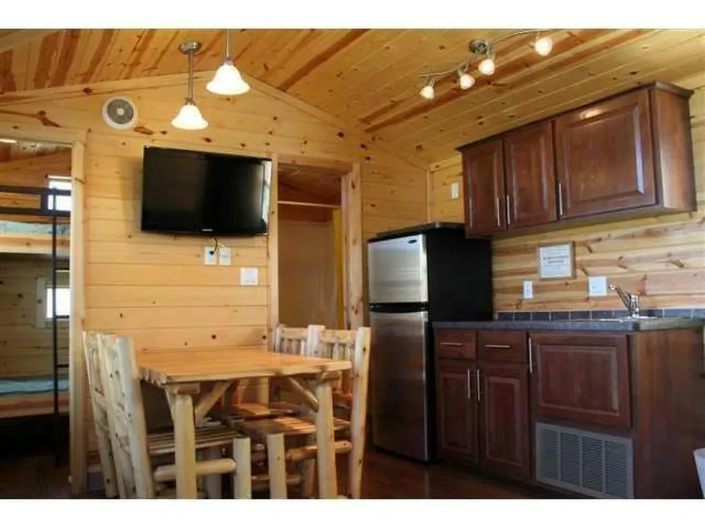 50409 B Highway 16 Hinton AB T7V 1X3