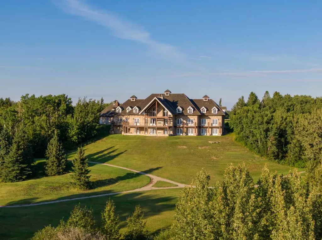 41320 Range Road 232 Rural Lacombe County AB T0C2N0