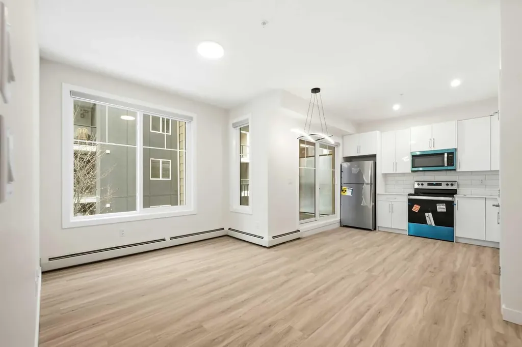 15 Skyview Point Crescent NE Calgary AB T3N 2T1