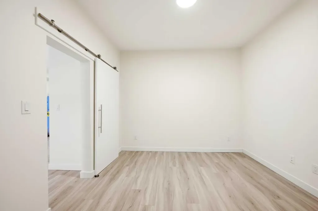 15 Skyview Point Crescent NE Calgary AB T3N 2T1