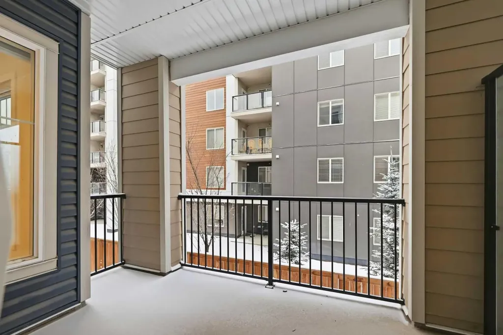 15 Skyview Point Crescent NE Calgary AB T3N 2T1