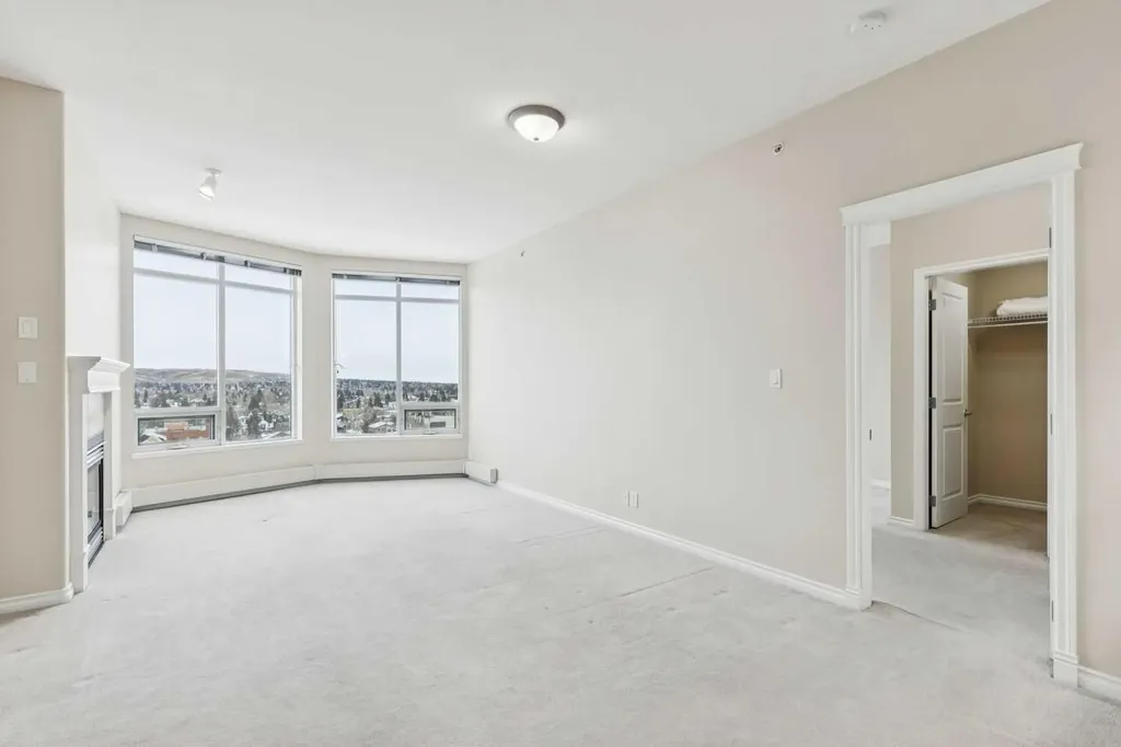 1726 14 Avenue NW Calgary AB T2N 4Y8
