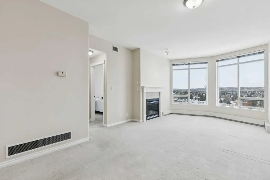 1726 14 Avenue NW Calgary AB T2N 4Y8