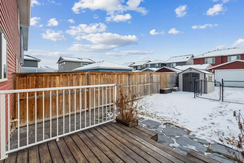 173 Willow Green Cochrane AB T4C 0Y9