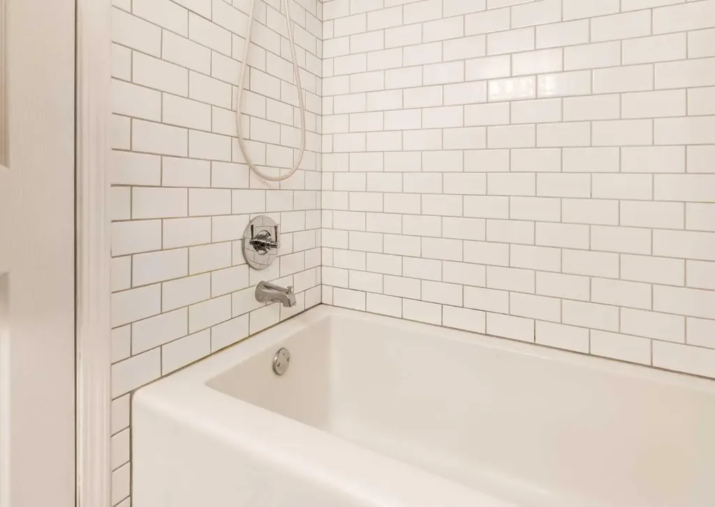 1033 15 Avenue SW Calgary AB T2R 0S5