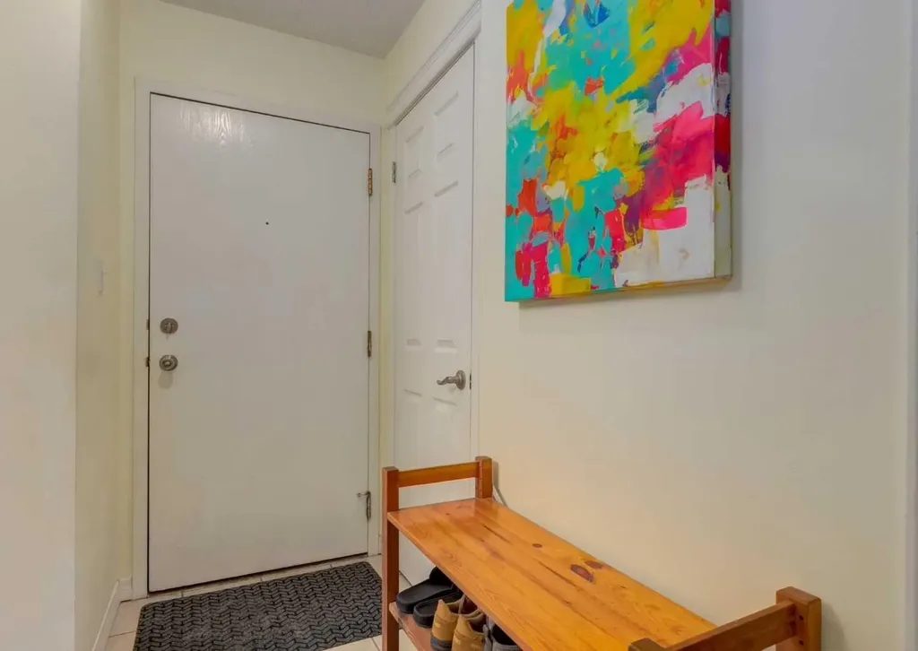 1033 15 Avenue SW Calgary AB T2R 0S5