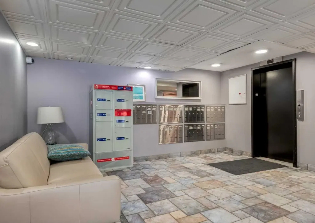1033 15 Avenue SW Calgary AB T2R 0S5