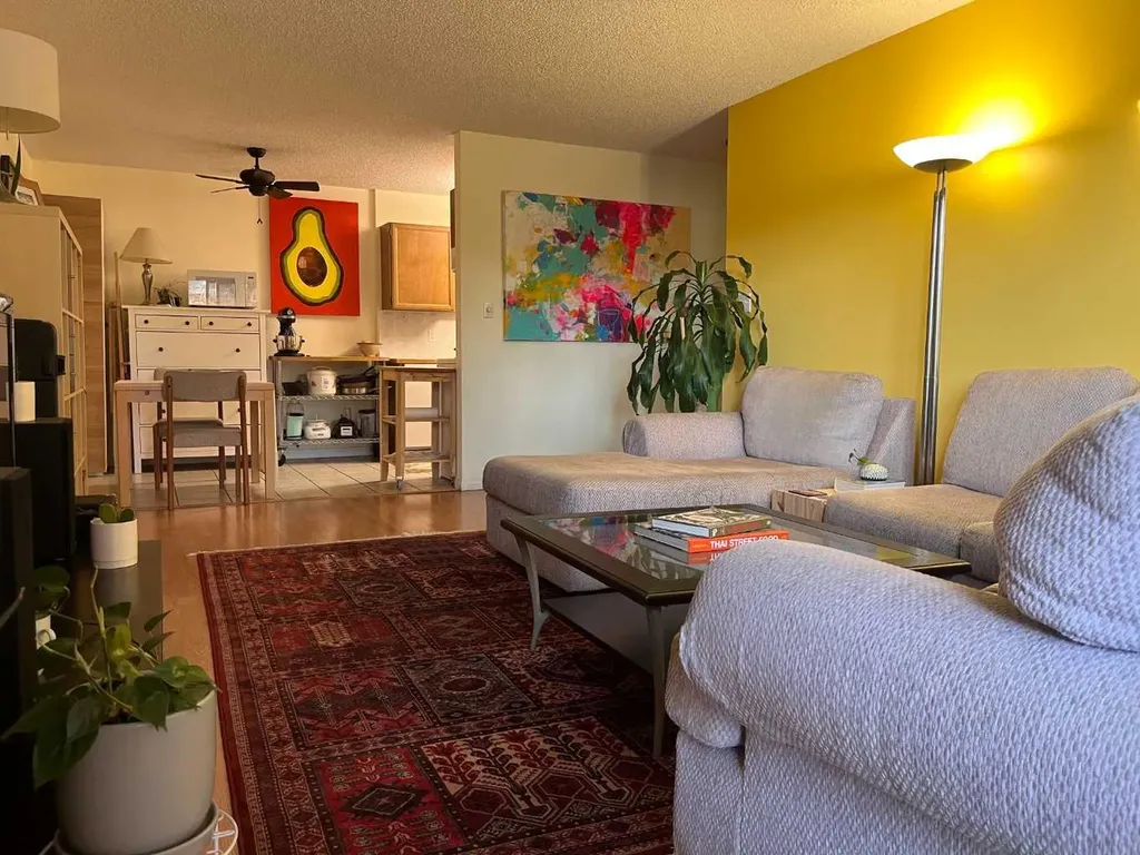 1033 15 Avenue SW Calgary AB T2R 0S5