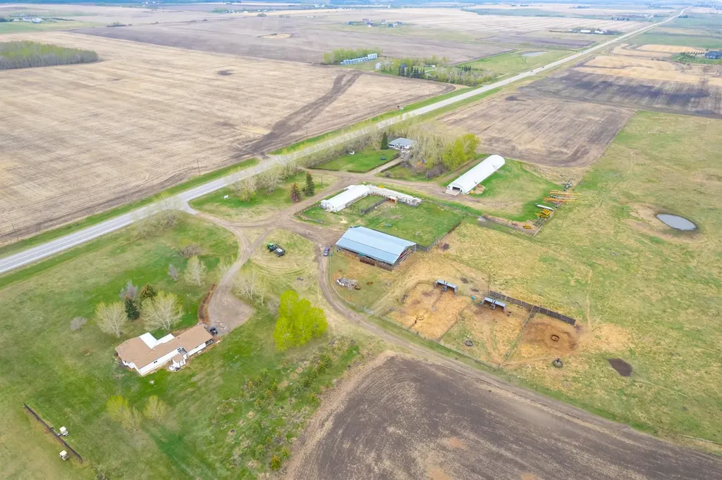 30319 Highway 2a Carstairs AB T0M0N0