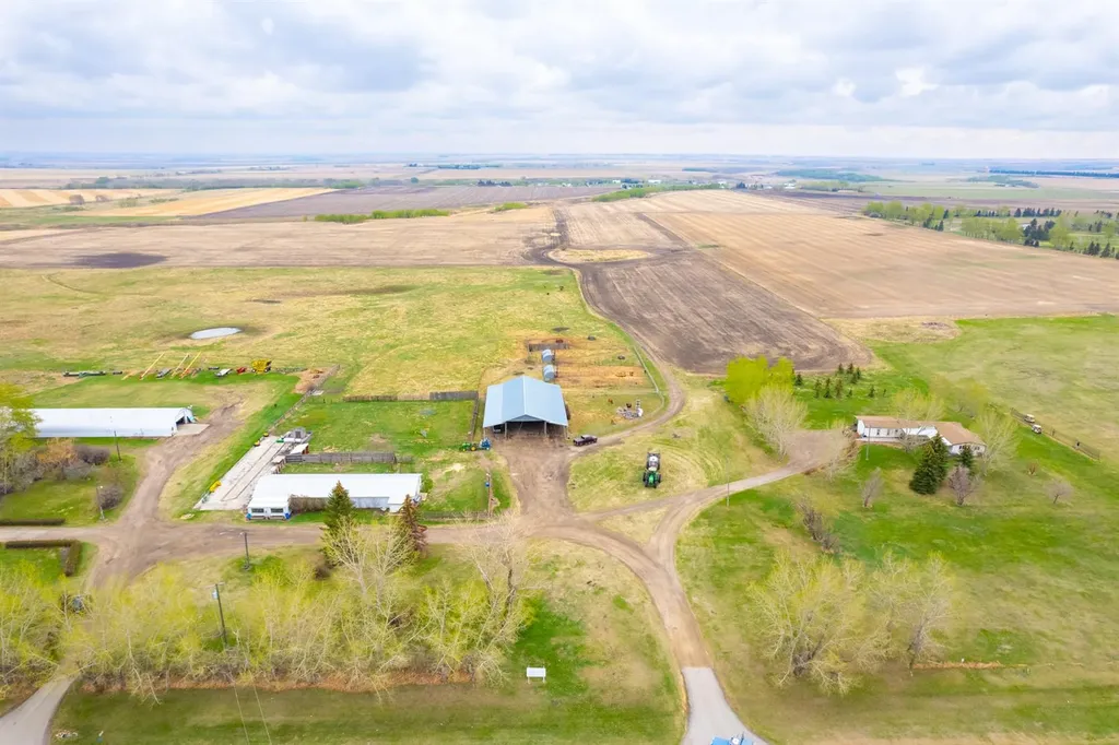 30319 Highway 2a Carstairs AB T0M0N0