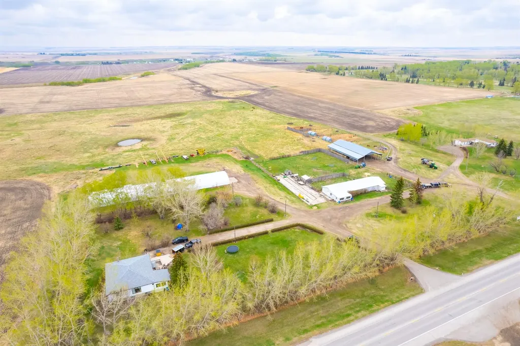 30319 Highway 2a Carstairs AB T0M0N0