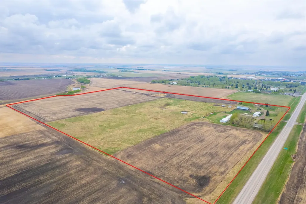 30319 Highway 2a Carstairs AB T0M0N0
