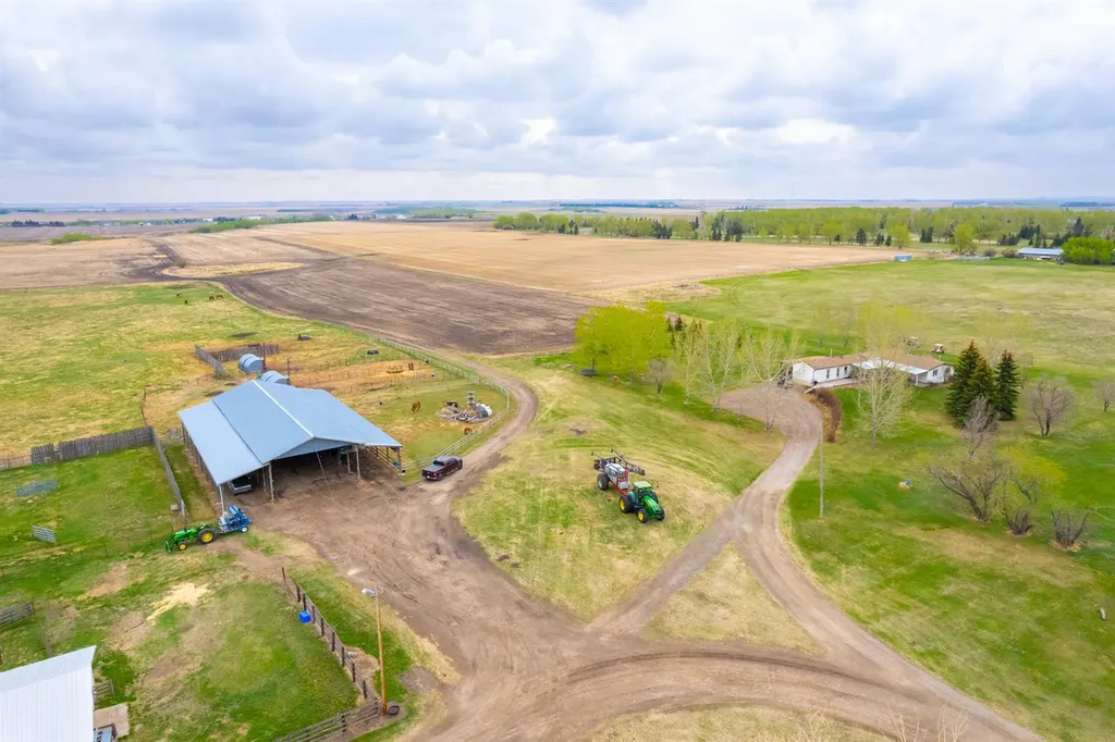 30319 Highway 2a Carstairs AB T0M0N0