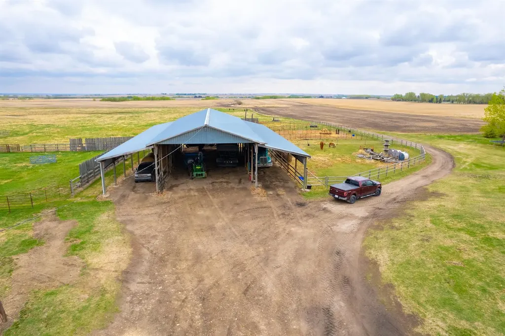 30319 Highway 2a Carstairs AB T0M0N0