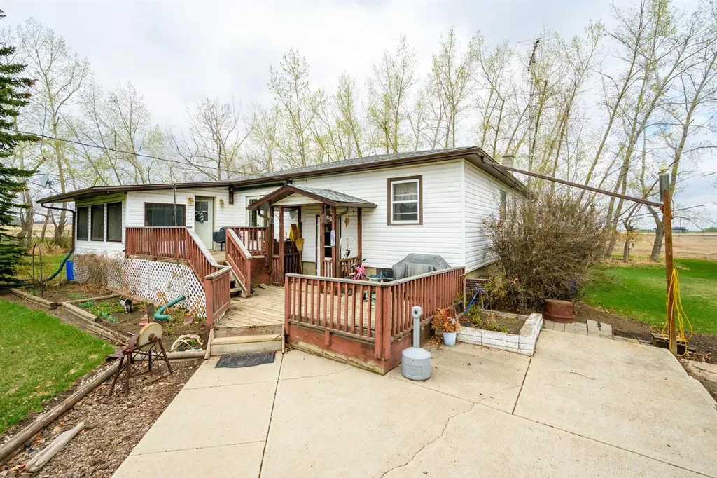30319 Highway 2a Carstairs AB T0M0N0