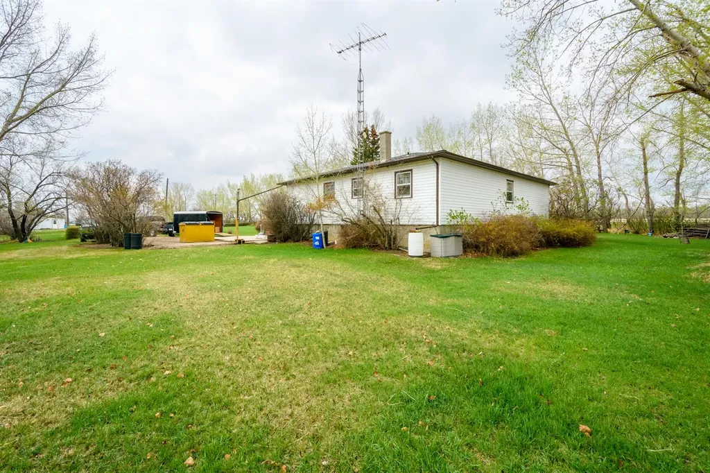 30319 Highway 2a Carstairs AB T0M0N0