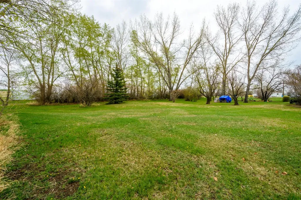30319 Highway 2a Carstairs AB T0M0N0