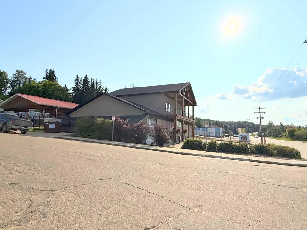 5302 50 Avenue Athabasca AB T9S 1G8
