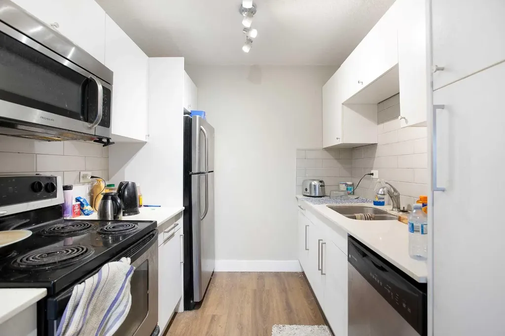 515 17 Avenue SW Calgary AB T2S0A9