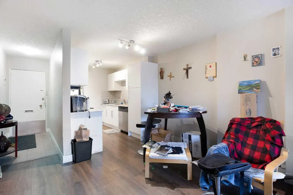 515 17 Avenue SW Calgary AB T2S0A9