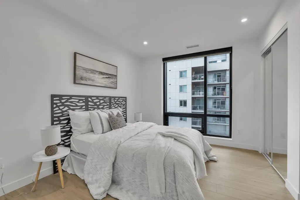 8375 Broadcast Avenue SW Calgary AB T3H6N2