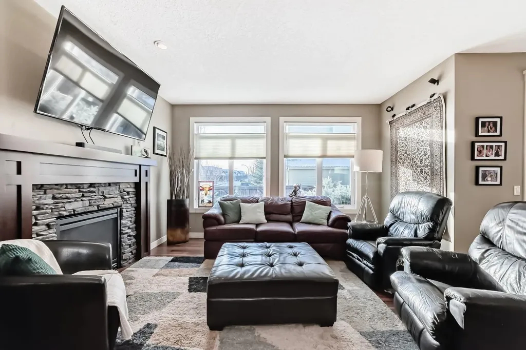 4 Auburn Sound Court SE Calgary AB T3M 0G5