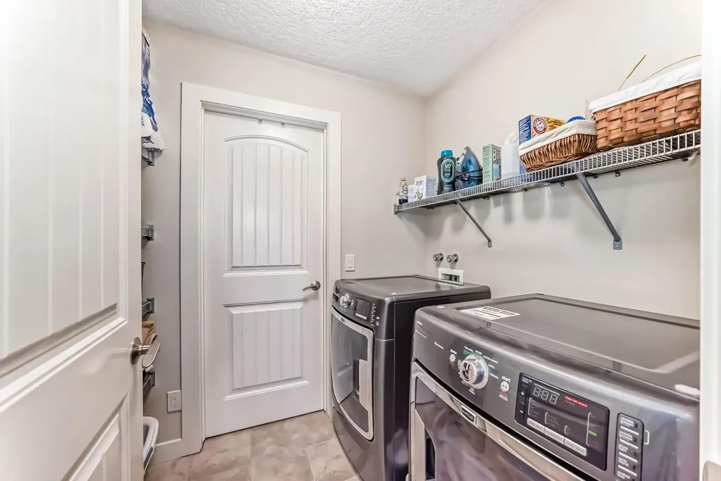 4 Auburn Sound Court SE Calgary AB T3M 0G5