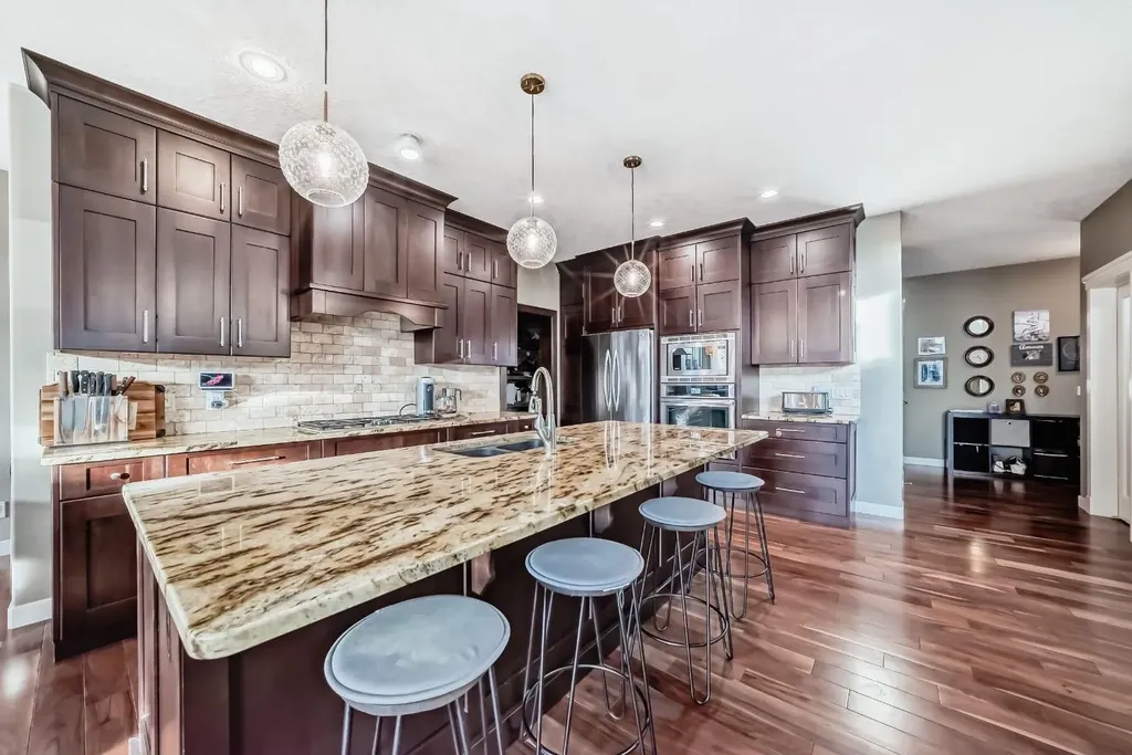 4 Auburn Sound Court SE Calgary AB T3M 0G5