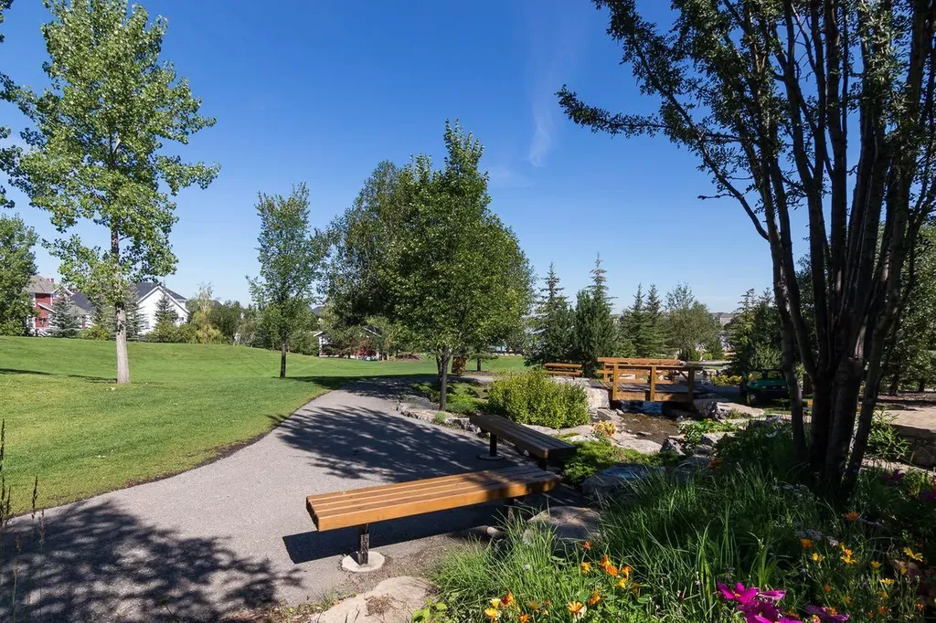 4 Auburn Sound Court SE Calgary AB T3M 0G5