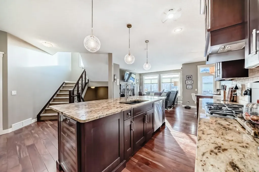 4 Auburn Sound Court SE Calgary AB T3M 0G5