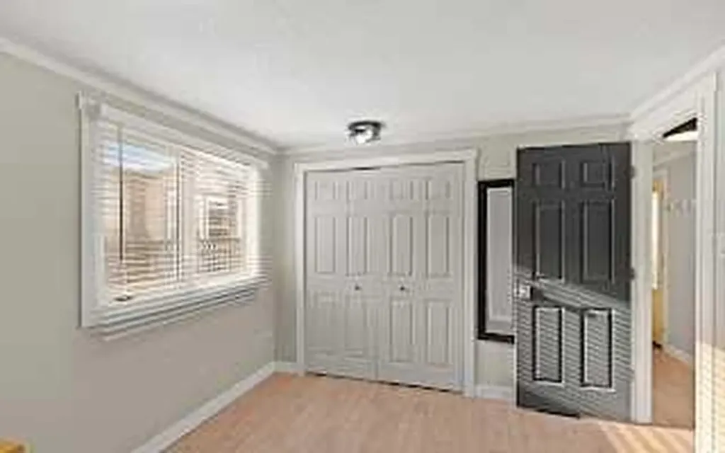 6724 17 Avenue SE Calgary AB T2A 4V5