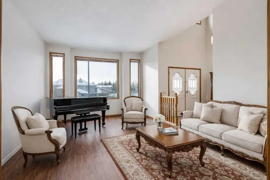 106 Sienna Hills Drive SW Calgary AB T3H 2C8