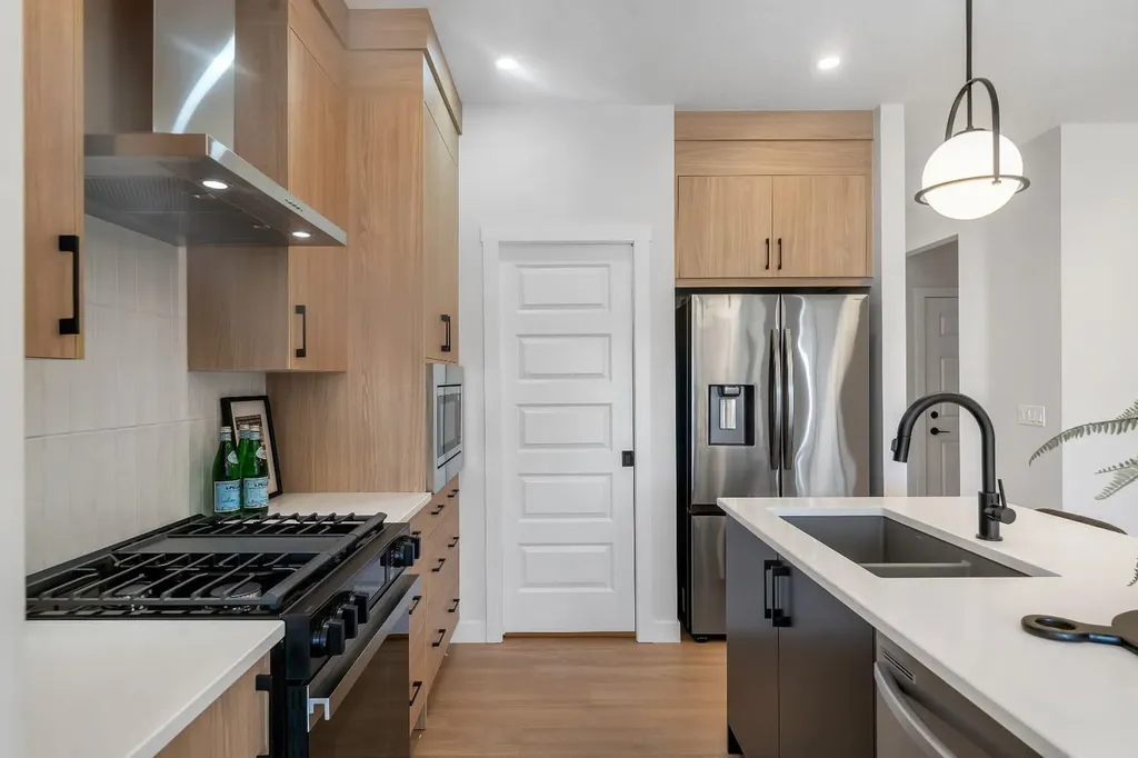 40 Albright Drive Rural Rocky View County AB T3Z 0E1