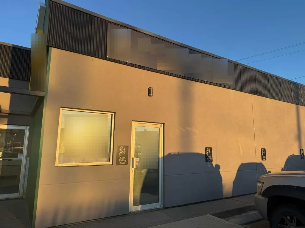 1022 1 Avenue Beaverlodge AB T0H 0C0