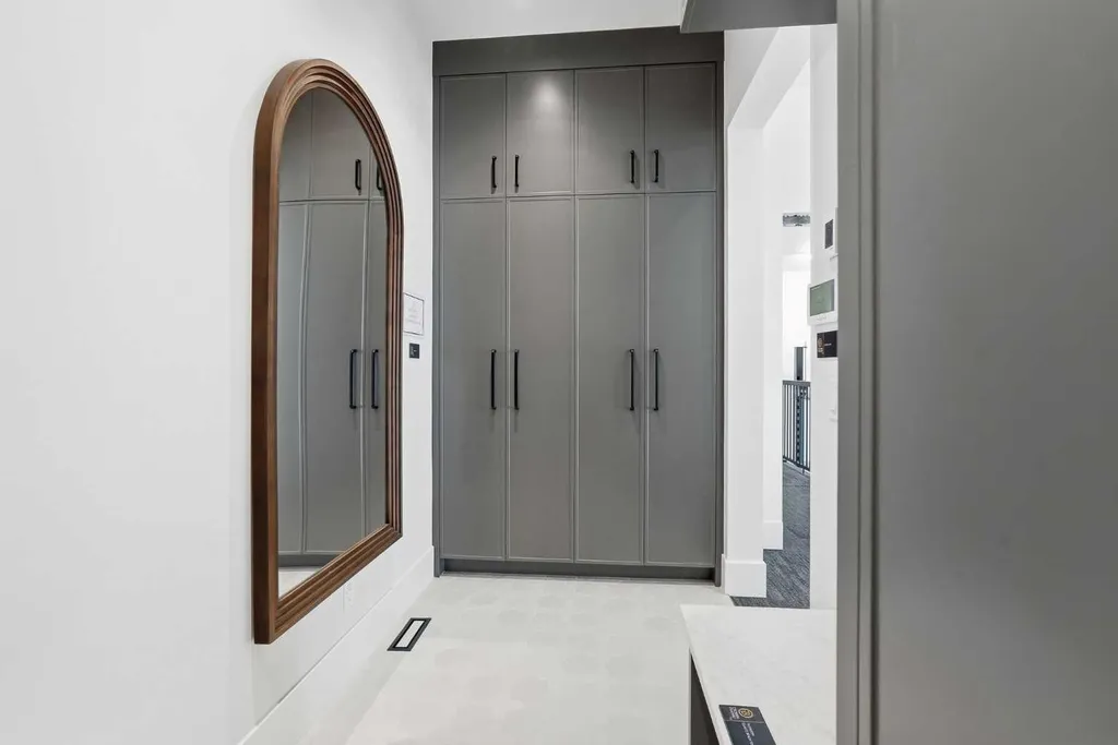 741 Serenity Bend Heritage Pointe AB T1S 3X3