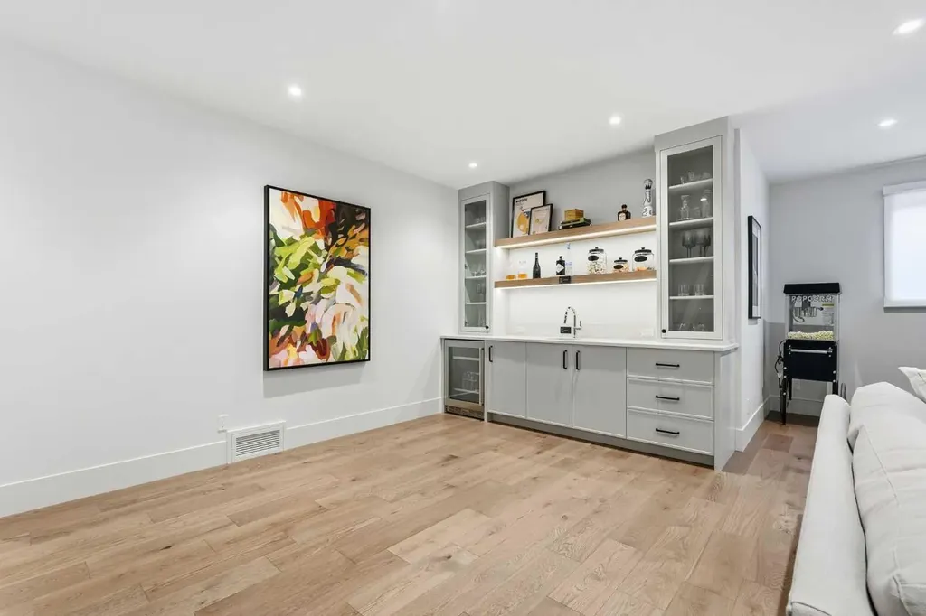 741 Serenity Bend Heritage Pointe AB T1S 3X3