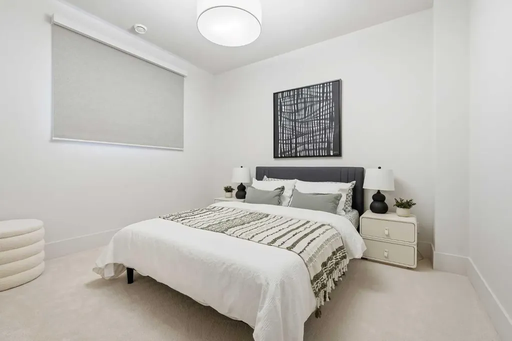 741 Serenity Bend Heritage Pointe AB T1S 3X3