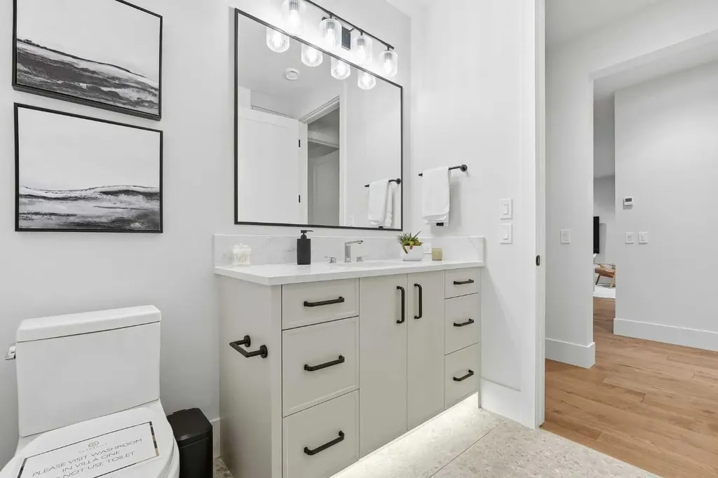 741 Serenity Bend Heritage Pointe AB T1S 3X3