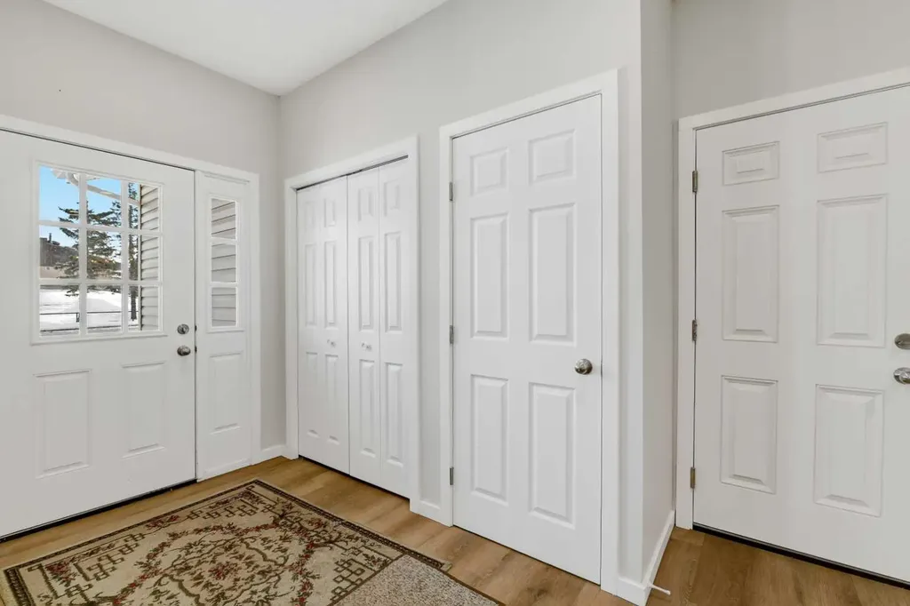 5206 48 Street Valleyview AB T0H 3N0