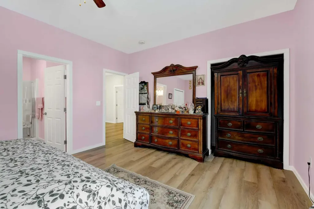 5206 48 Street Valleyview AB T0H 3N0