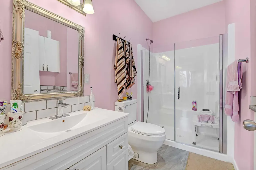 5206 48 Street Valleyview AB T0H 3N0