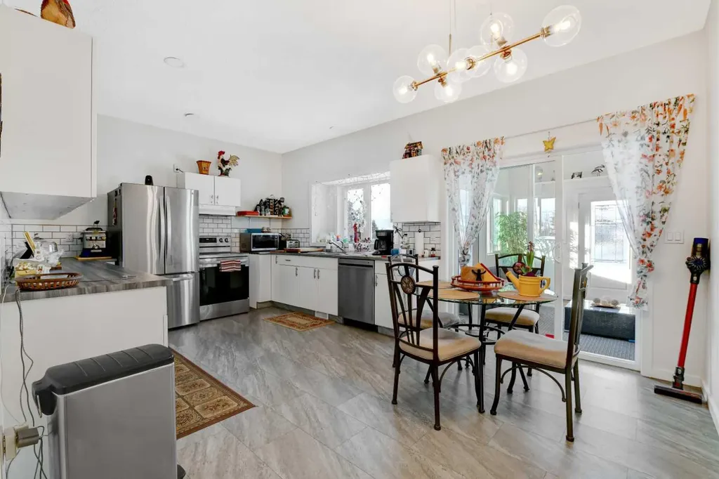5206 48 Street Valleyview AB T0H 3N0