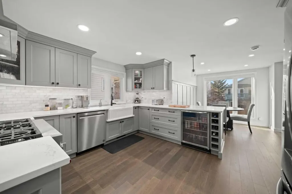 51 Hunters Crescent Okotoks AB T1S1M2
