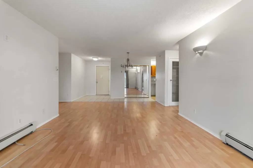 6224 17 Avenue SE Calgary AB T2A 7X8