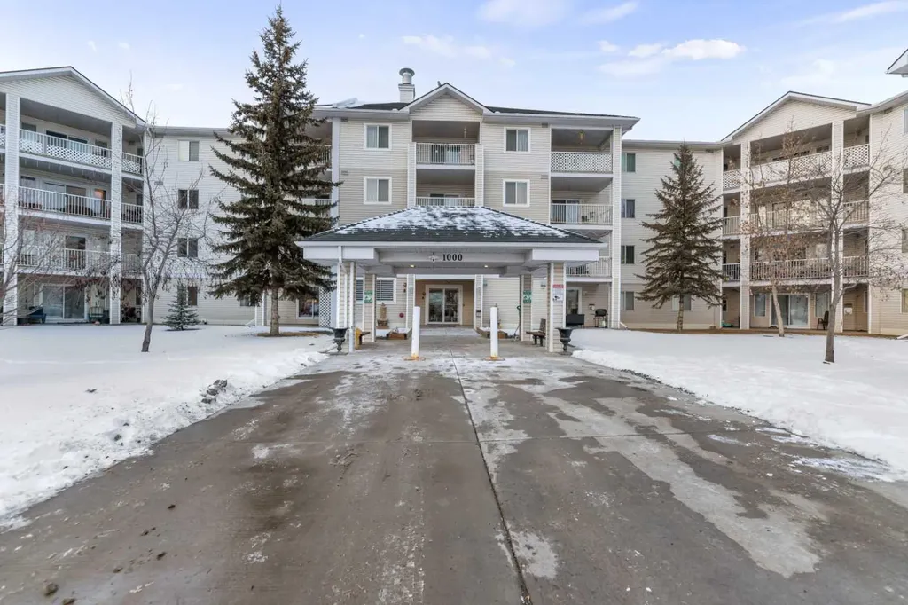6224 17 Avenue SE Calgary AB T2A 7X8