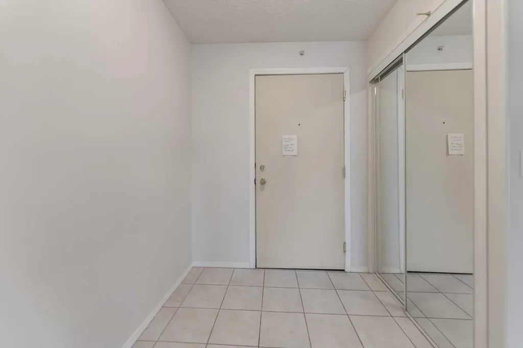 6224 17 Avenue SE Calgary AB T2A 7X8